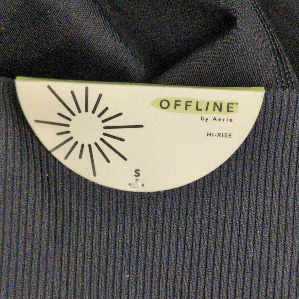 NWT Offline By Aerie Black High Waisted 7/8 Leggings Seam Detailing Size S - Picture 10 of 12